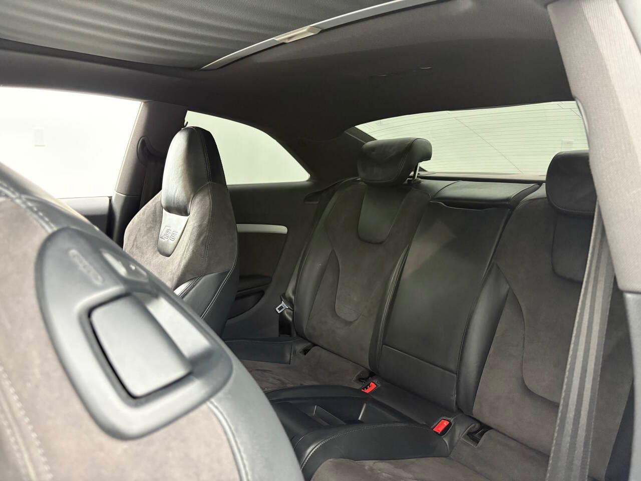 Audi S5 Premium Plus Coupe quattro 7A 2016