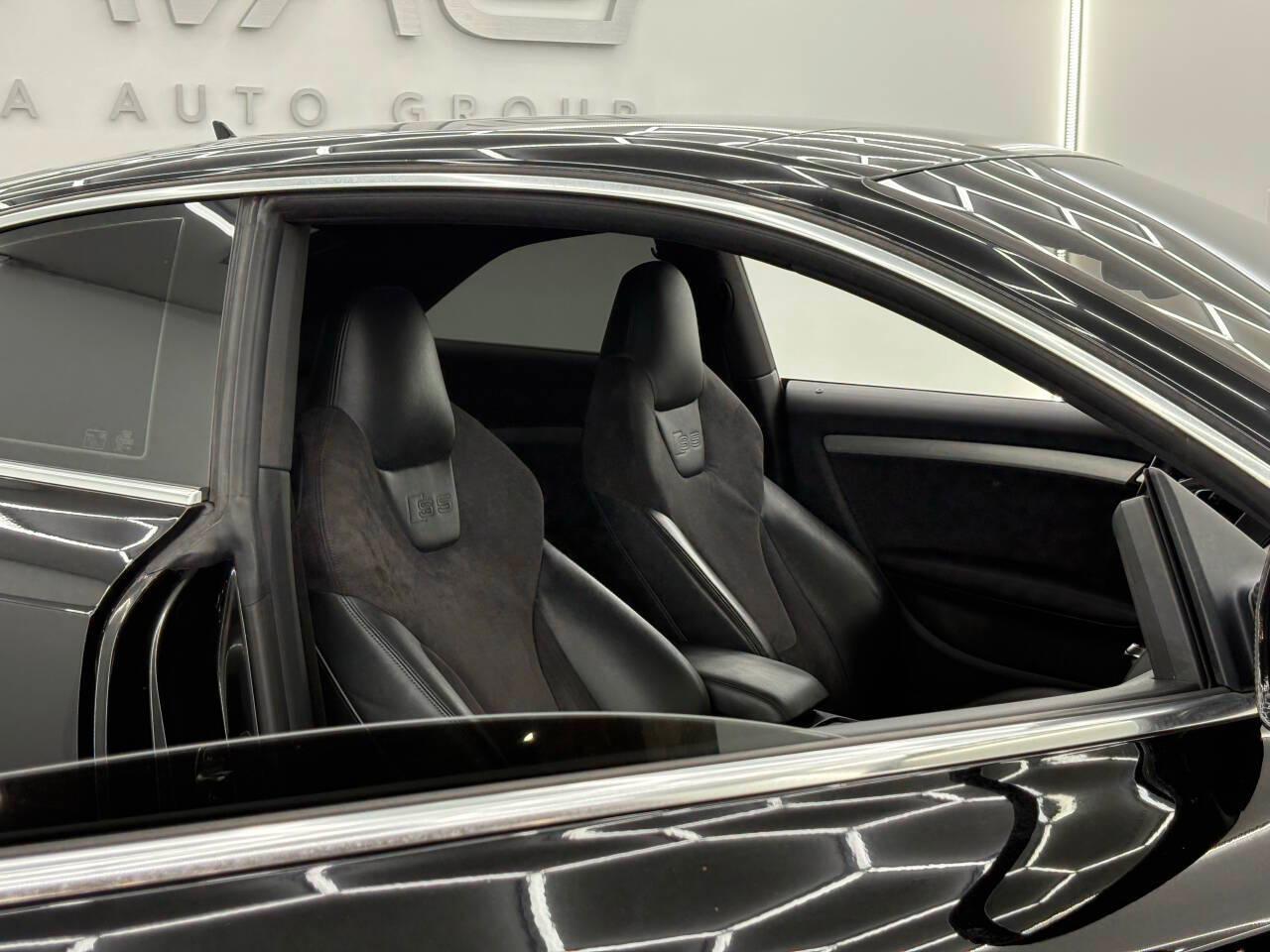 Audi S5 Premium Plus Coupe quattro 7A 2016
