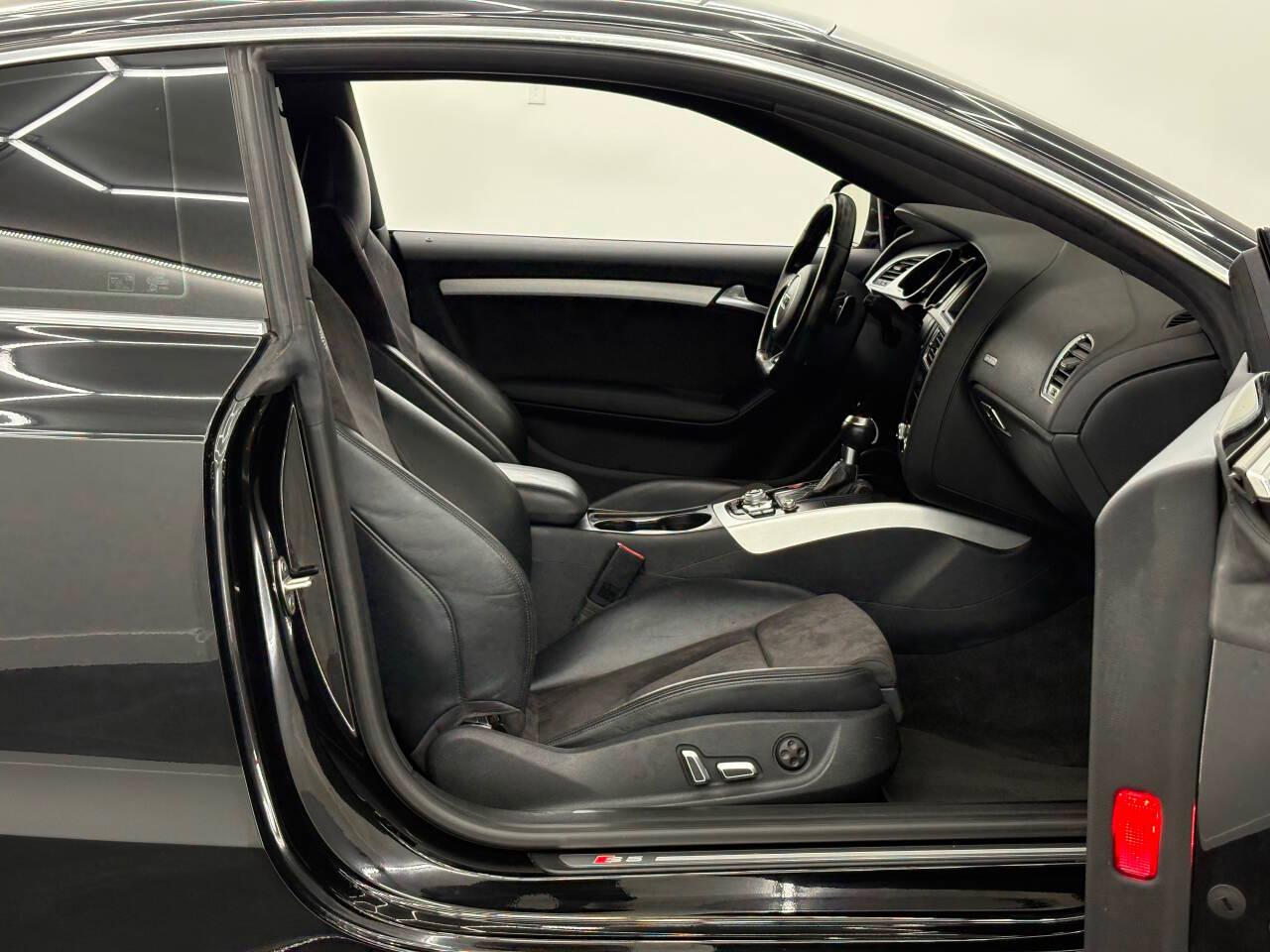 Audi S5 Premium Plus Coupe quattro 7A 2016