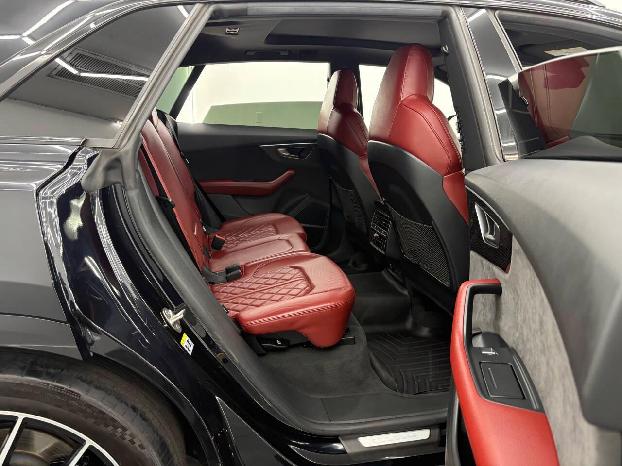 Audi SQ8 Premium Plus TFSI quattro 2021