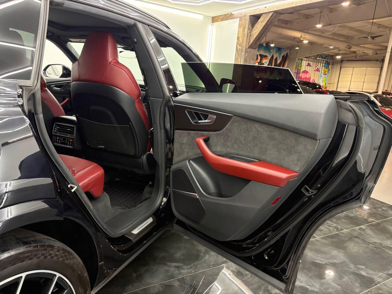 Audi SQ8 Premium Plus TFSI quattro 2021