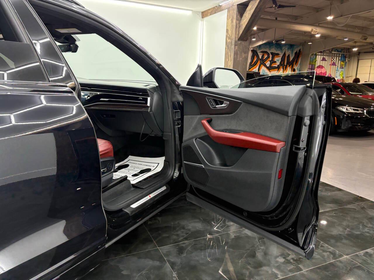 Audi SQ8 Premium Plus TFSI quattro 2021