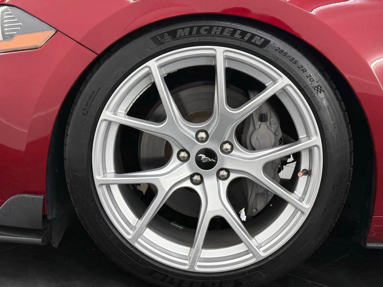 Ford Mustang GT Premium Coupe 2021