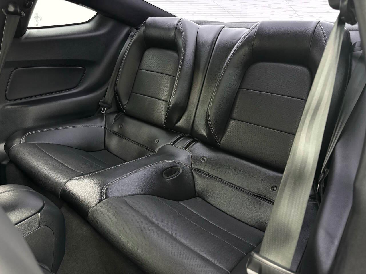 Ford Mustang GT Premium Coupe 2021
