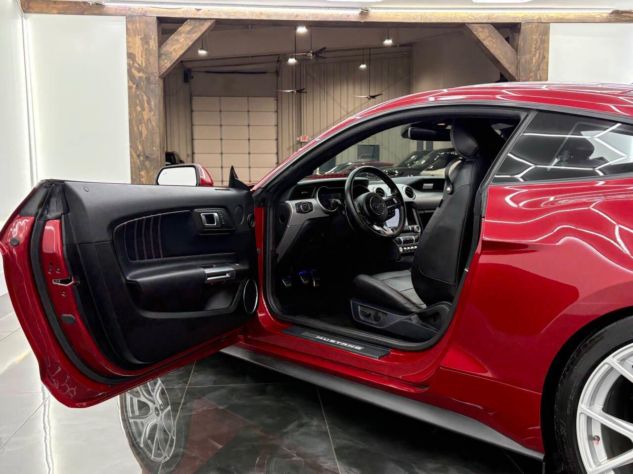 Ford Mustang GT Premium Coupe 2021