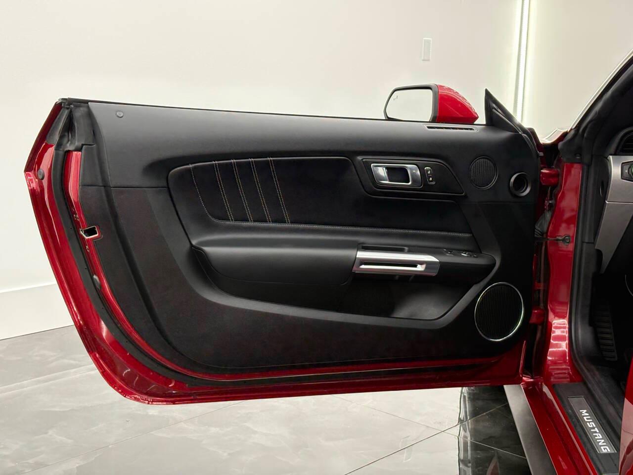 Ford Mustang GT Premium Coupe 2021