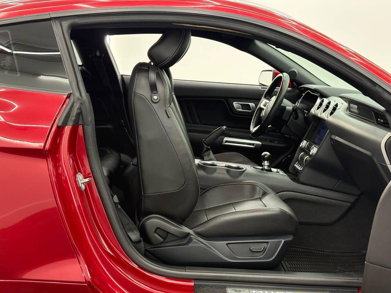 Ford Mustang GT Premium Coupe 2021