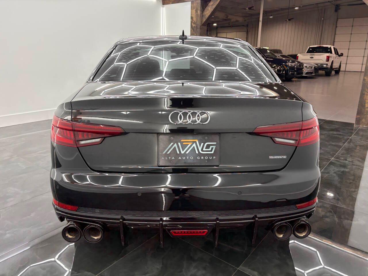 Audi A4 2.0 TFSI Premium Plus quattro 7A 2019