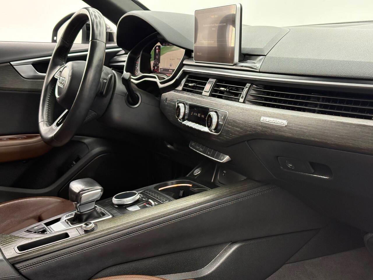 Audi A4 2.0 TFSI Premium Plus quattro 7A 2019