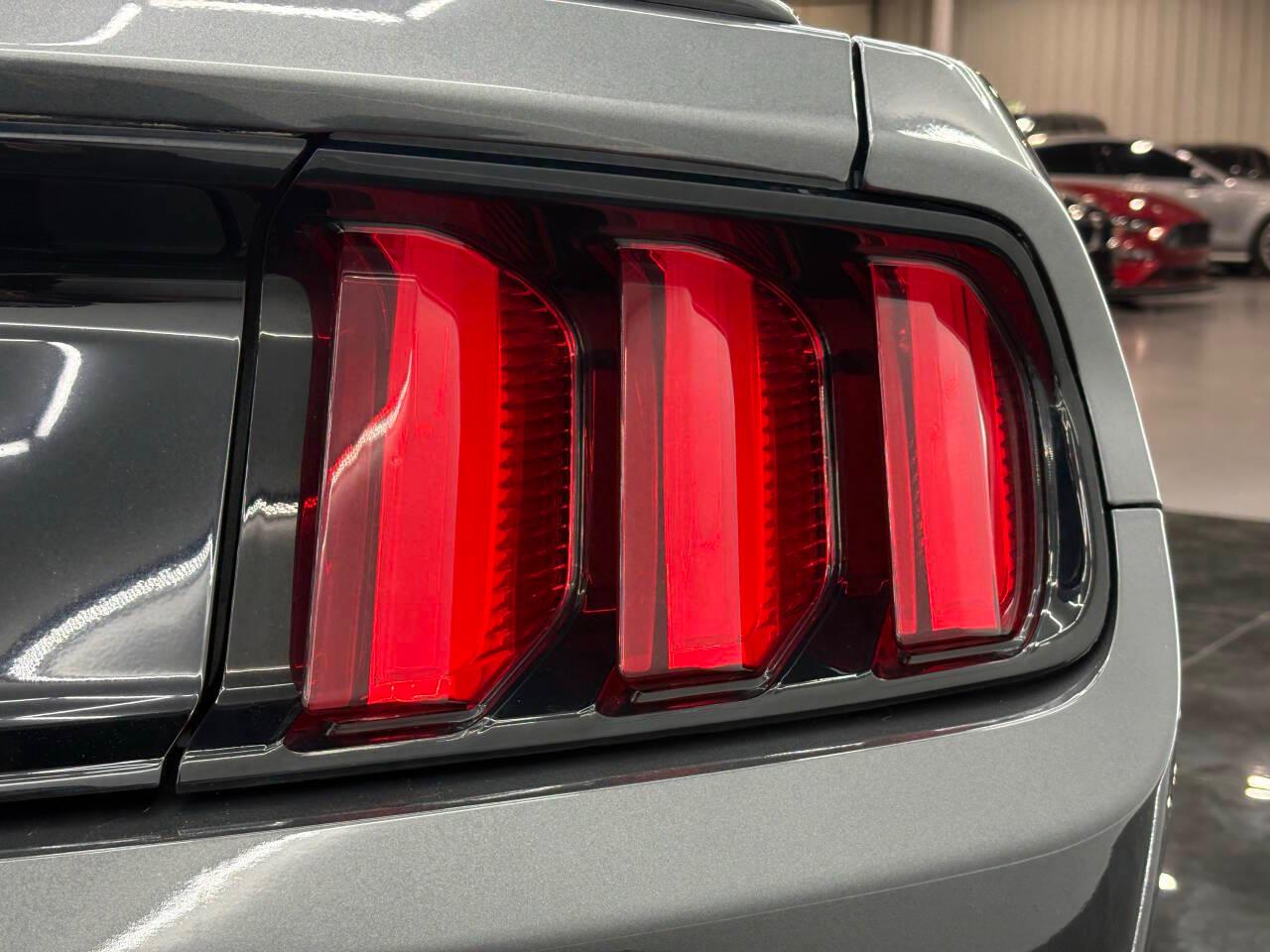 Ford Mustang EcoBoost Coupe 2017