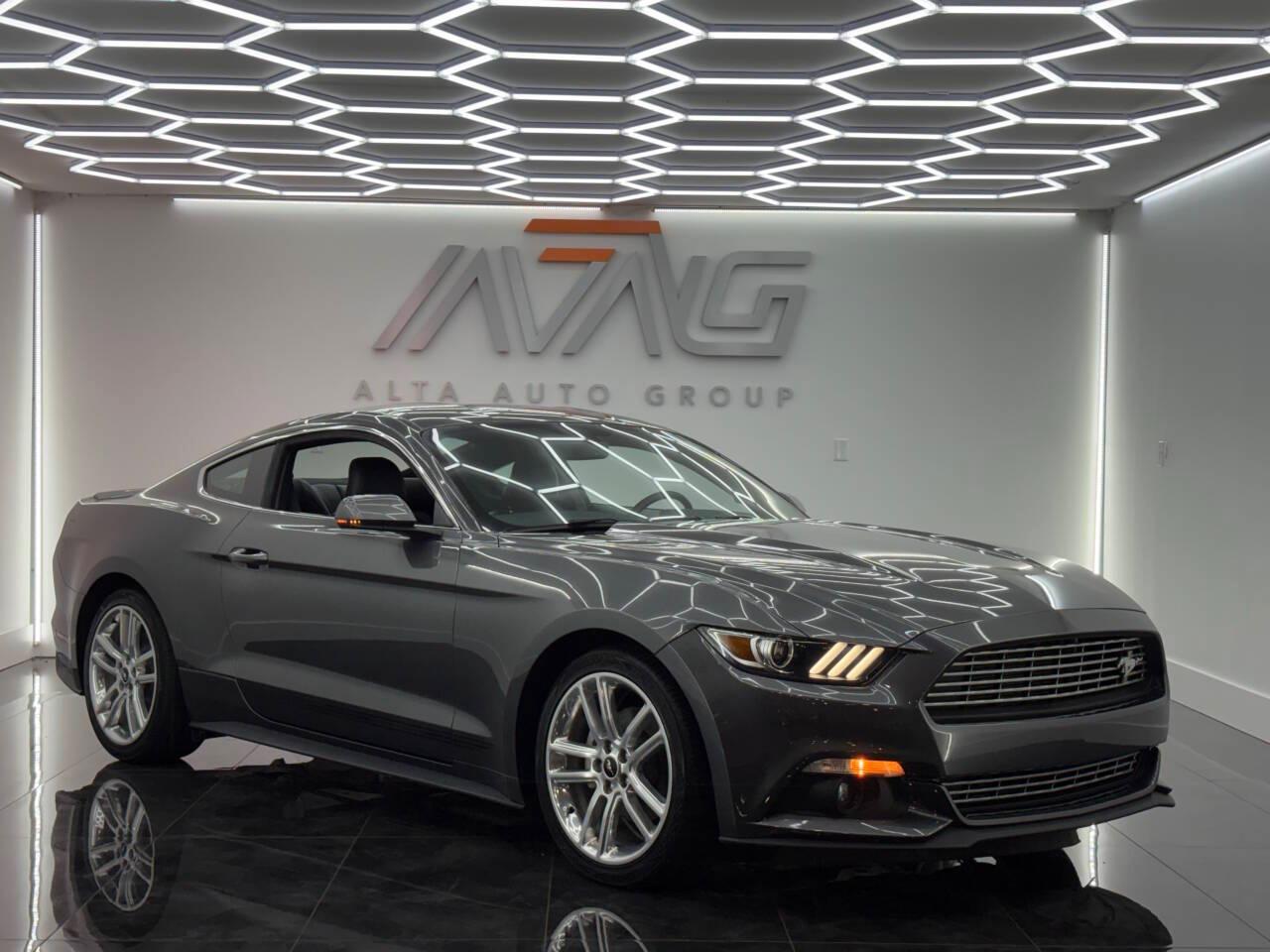 Ford Mustang EcoBoost Coupe 2017