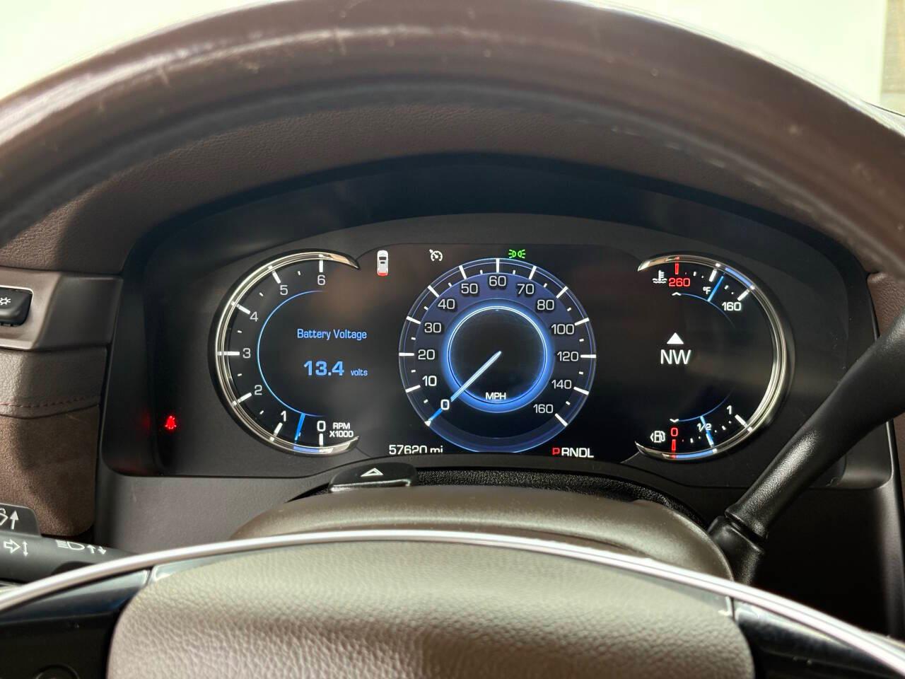 Cadillac Escalade Luxury 2WD 2017