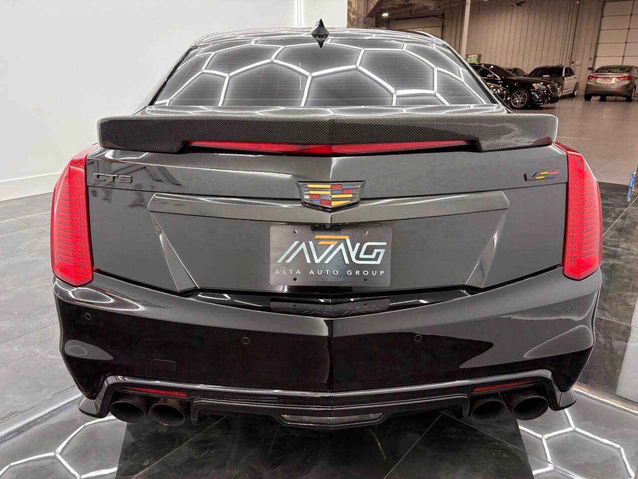 Cadillac CTS-V Base 2017