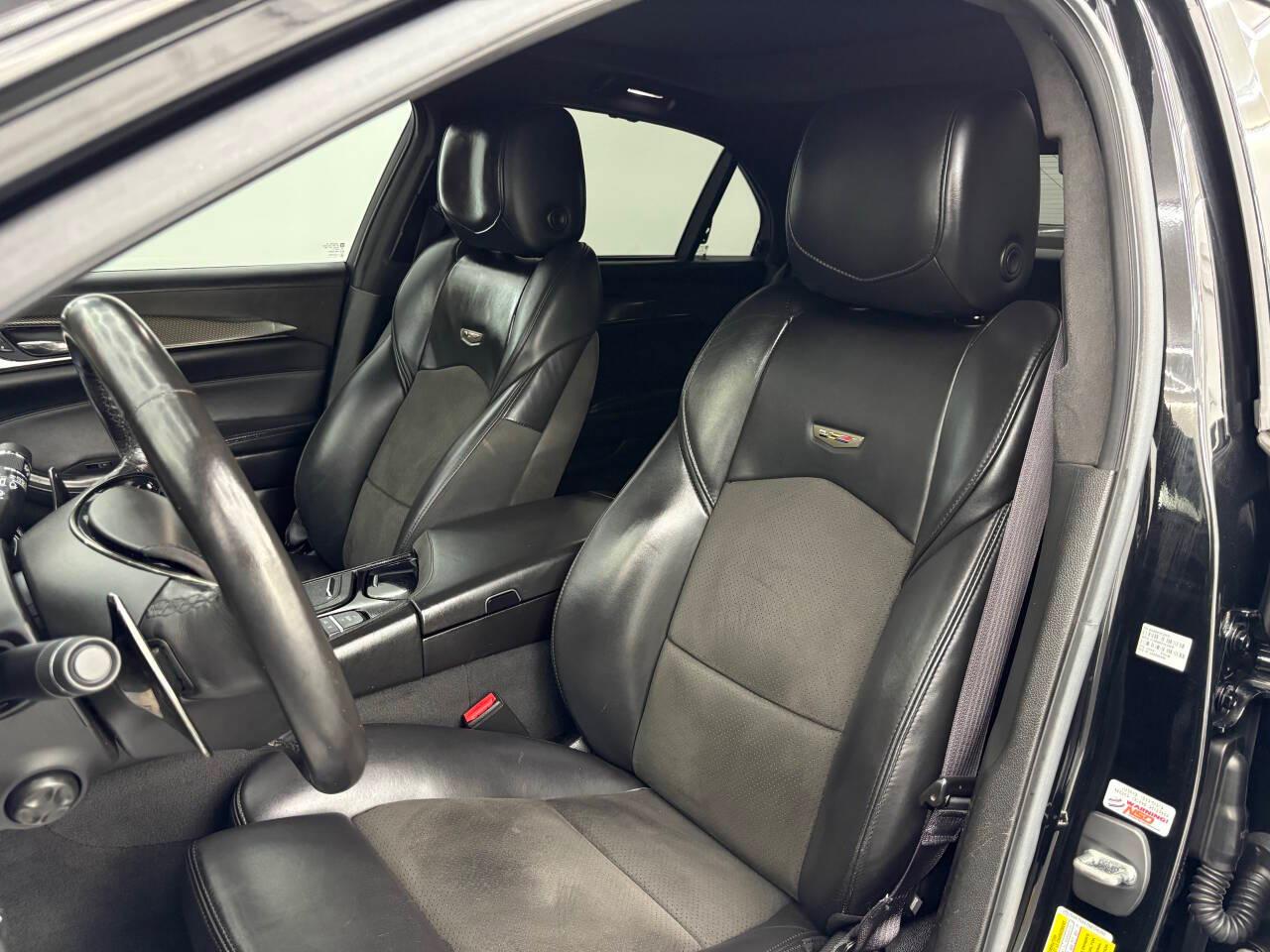 Cadillac CTS-V Base 2017