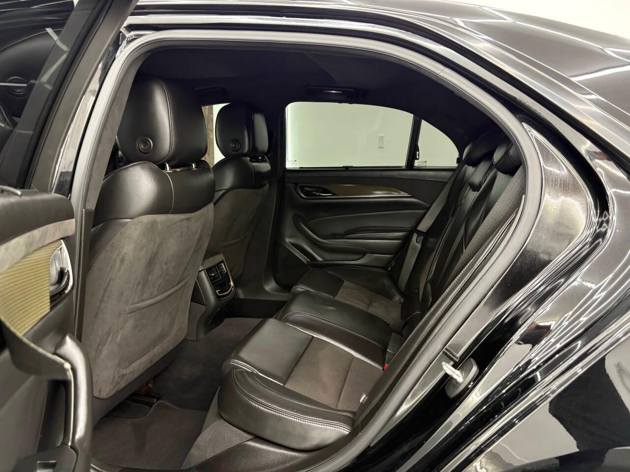 Cadillac CTS-V Base 2017