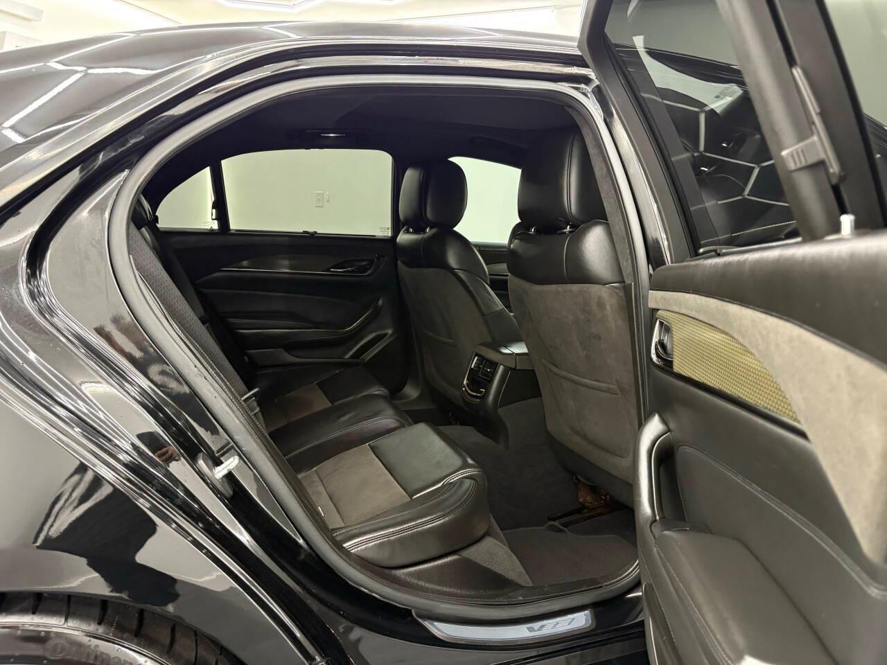 Cadillac CTS-V Base 2017