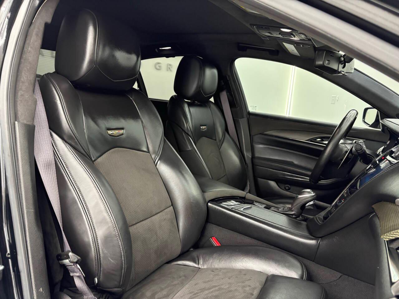 Cadillac CTS-V Base 2017