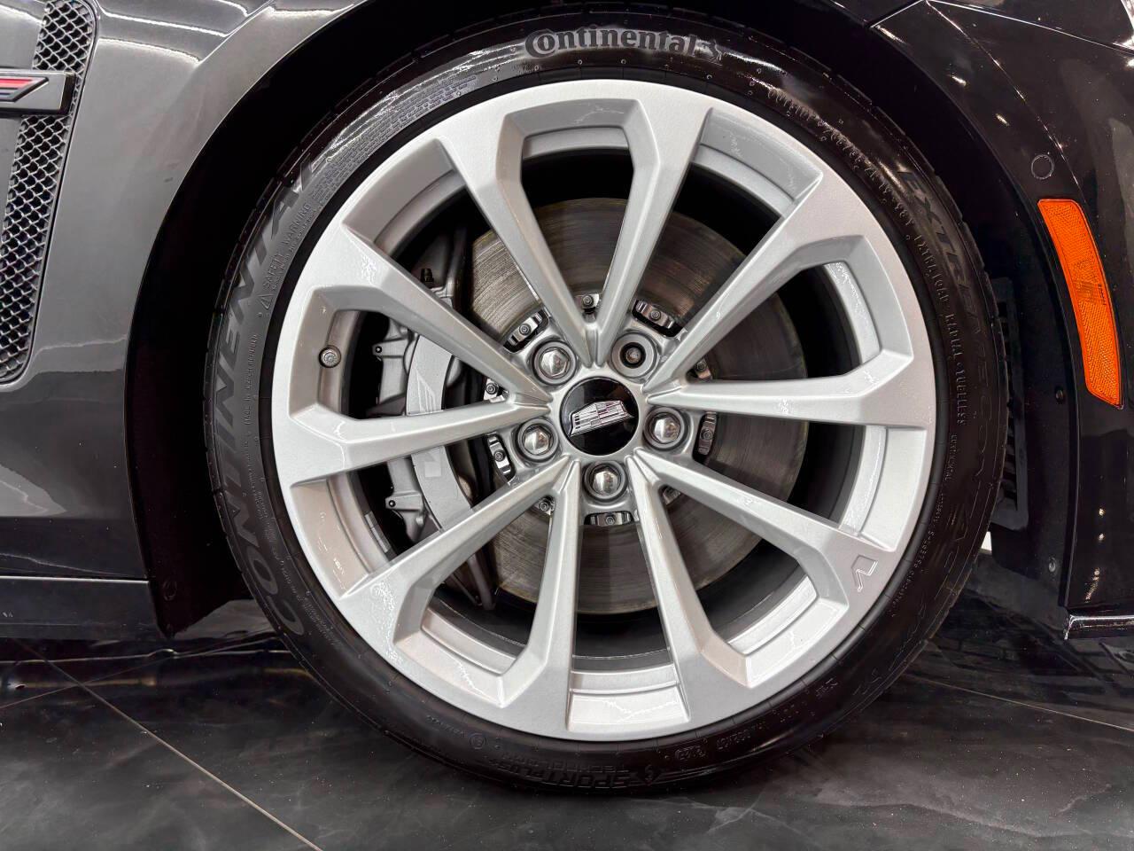 Cadillac CTS-V Base 2017