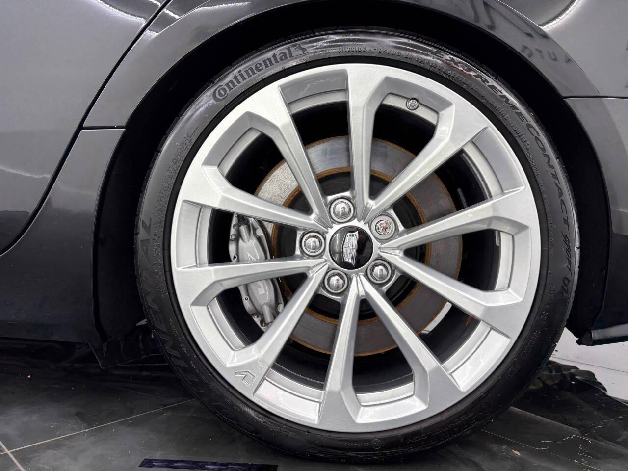 Cadillac CTS-V Base 2017