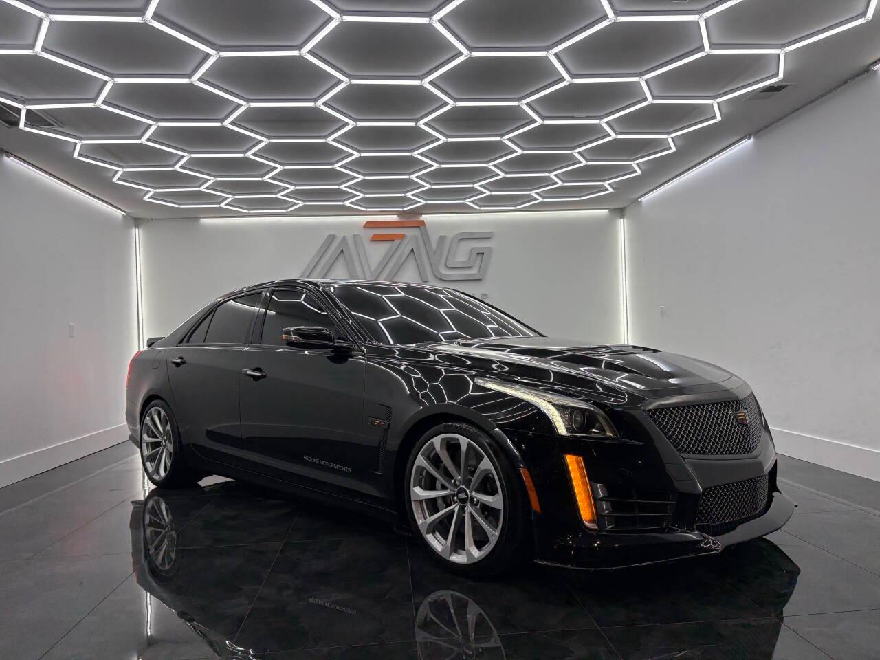 Cadillac CTS-V Base 2017