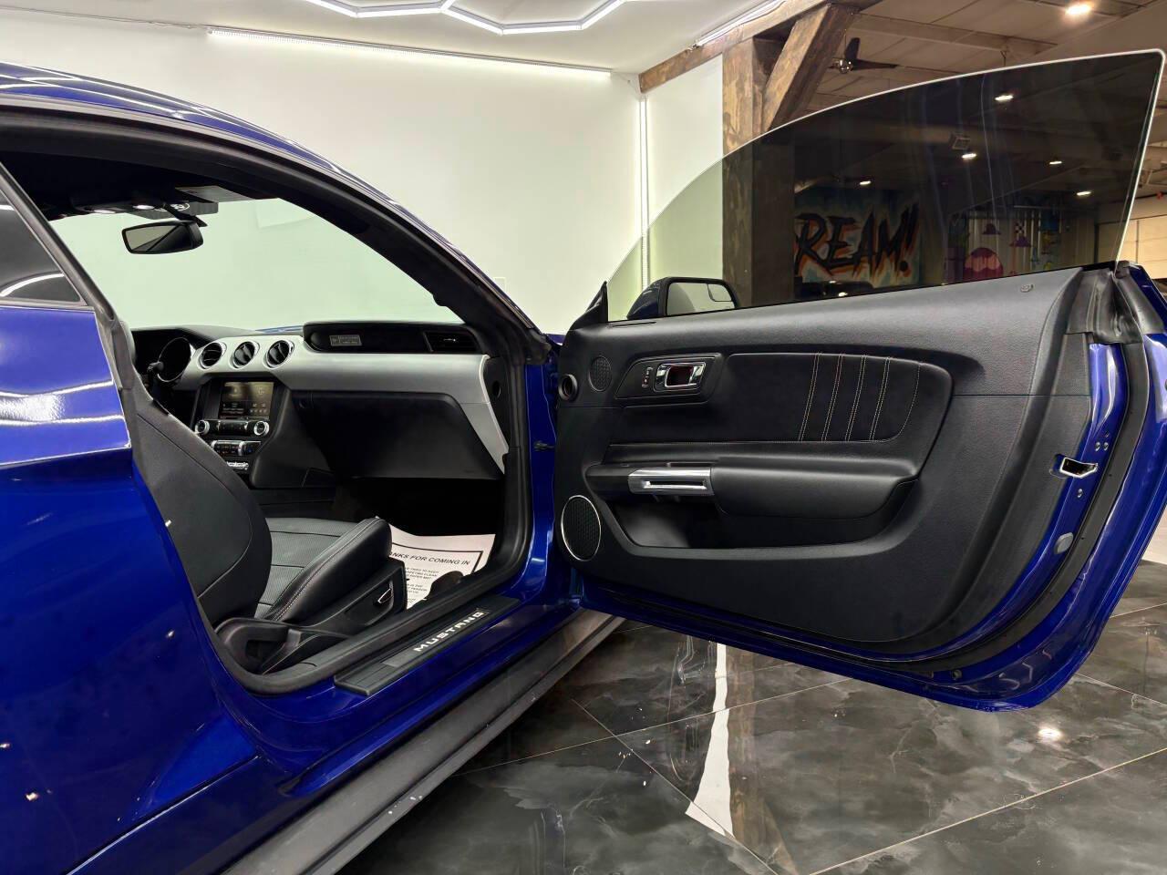 Ford Mustang GT Coupe 2015