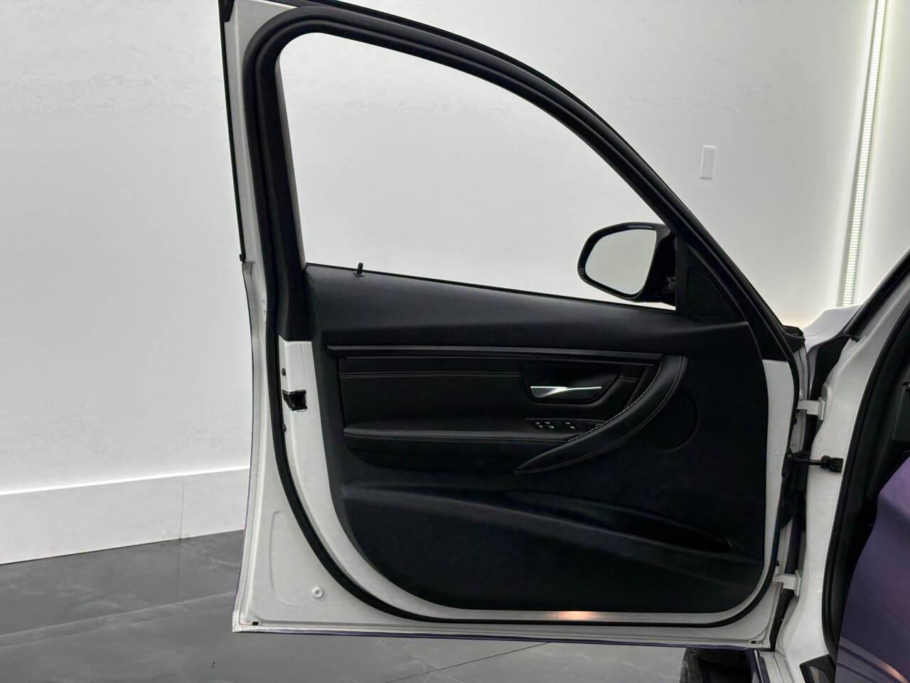 BMW M3 Base 2015