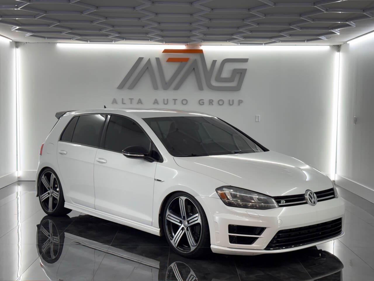 Volkswagen Golf R Base 2016