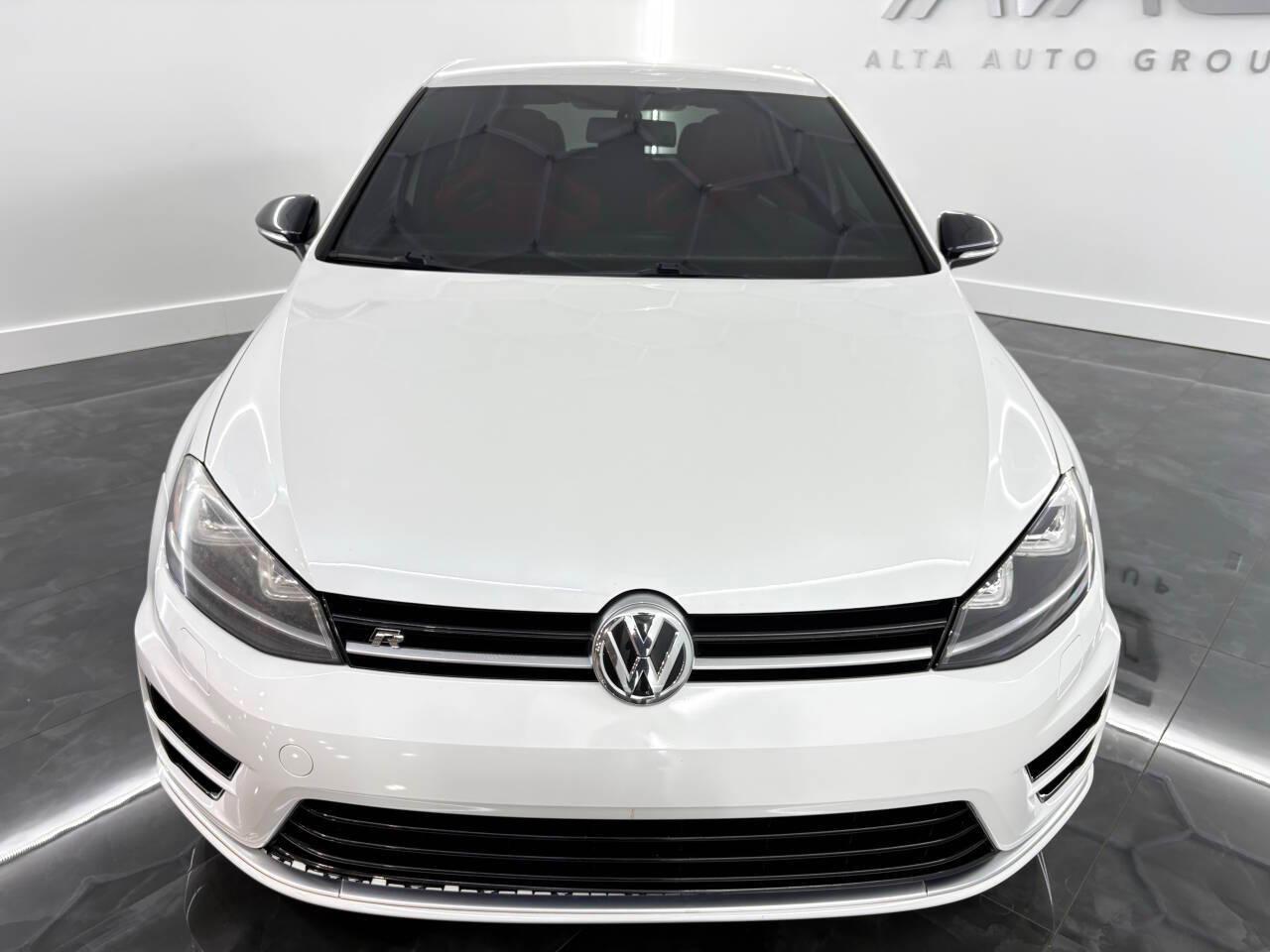 Volkswagen Golf R Base 2016
