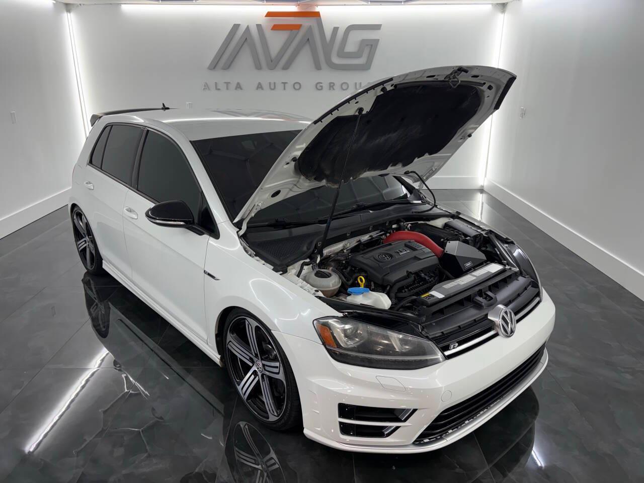 Volkswagen Golf R Base 2016