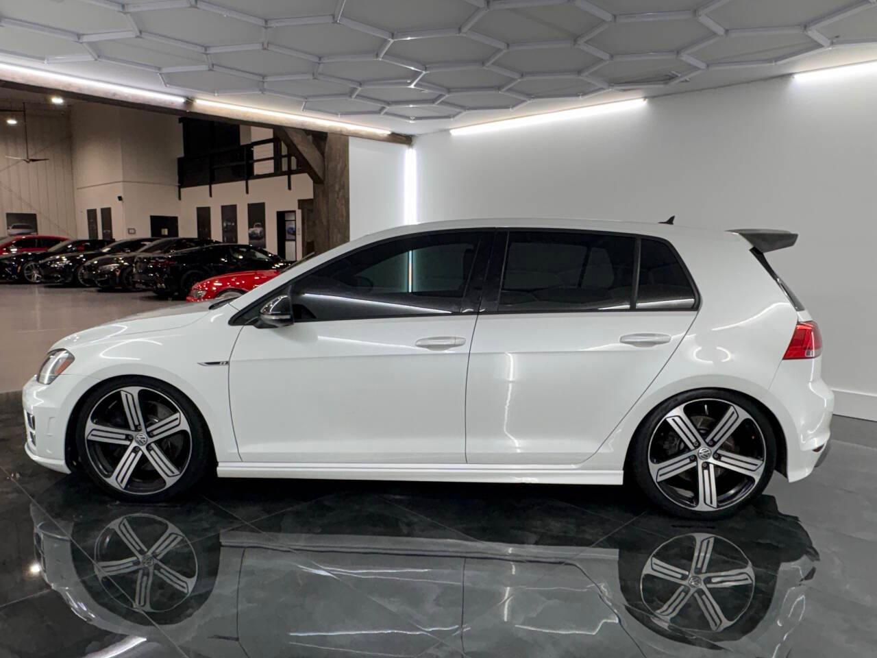 Volkswagen Golf R Base 2016