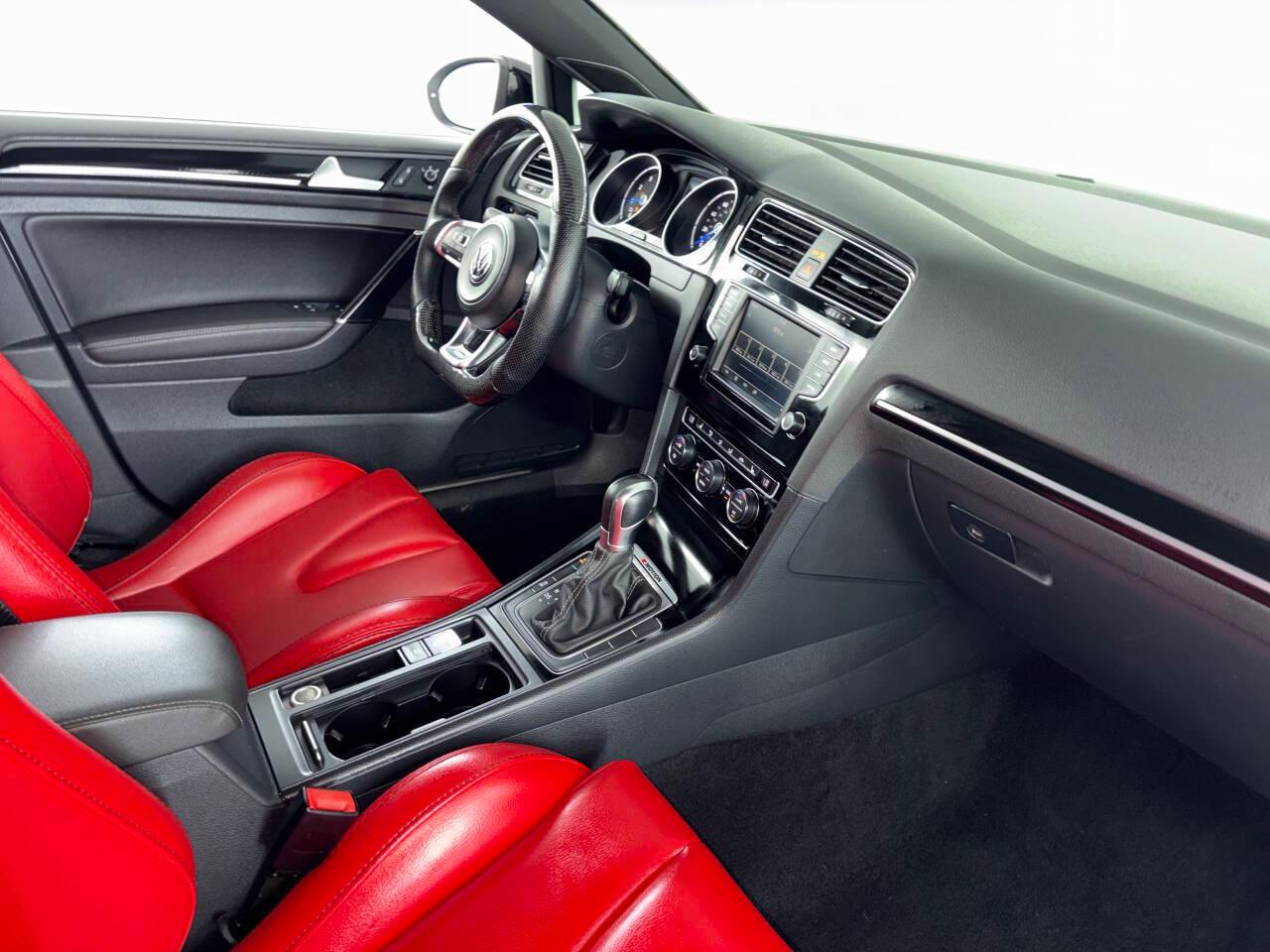 Volkswagen Golf R Base 2016