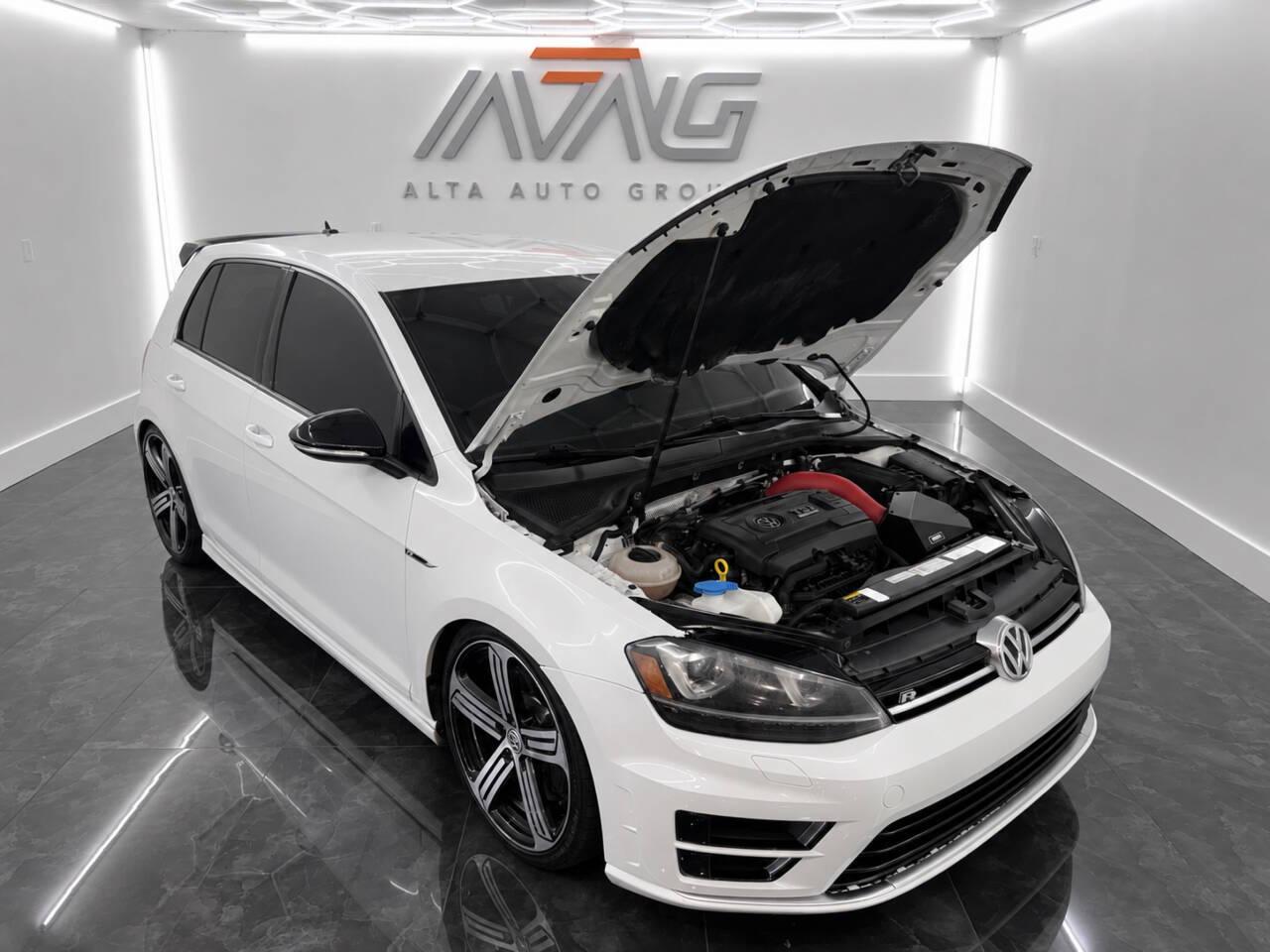 Volkswagen Golf R Base 2016
