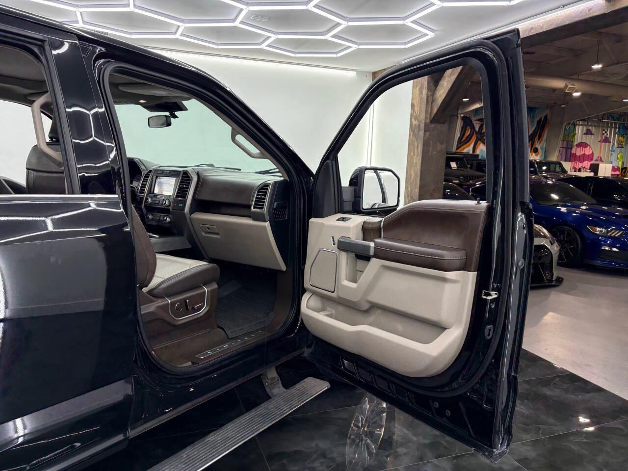 Ford F-150 King-Ranch SuperCrew 5.5-ft. 4WD 2019