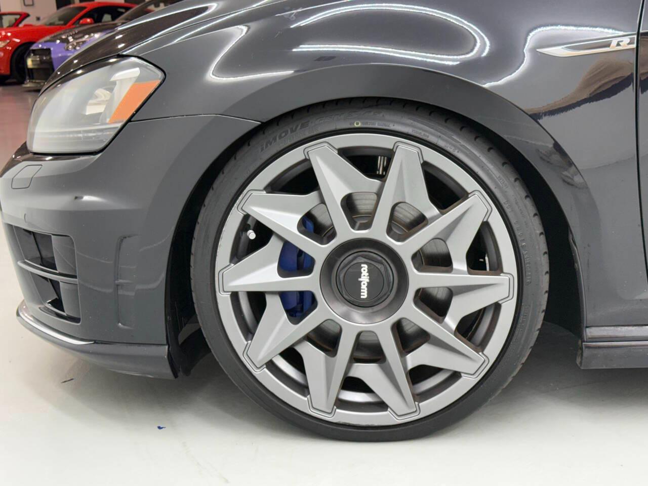 Volkswagen Golf R 2.0 TSI 2016