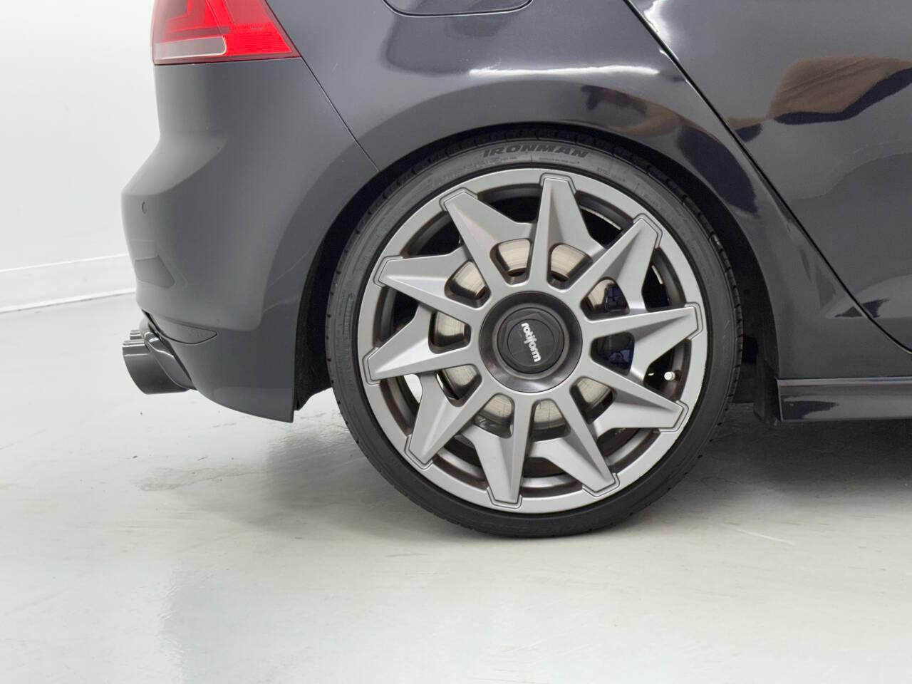 Volkswagen Golf R 2.0 TSI 2016