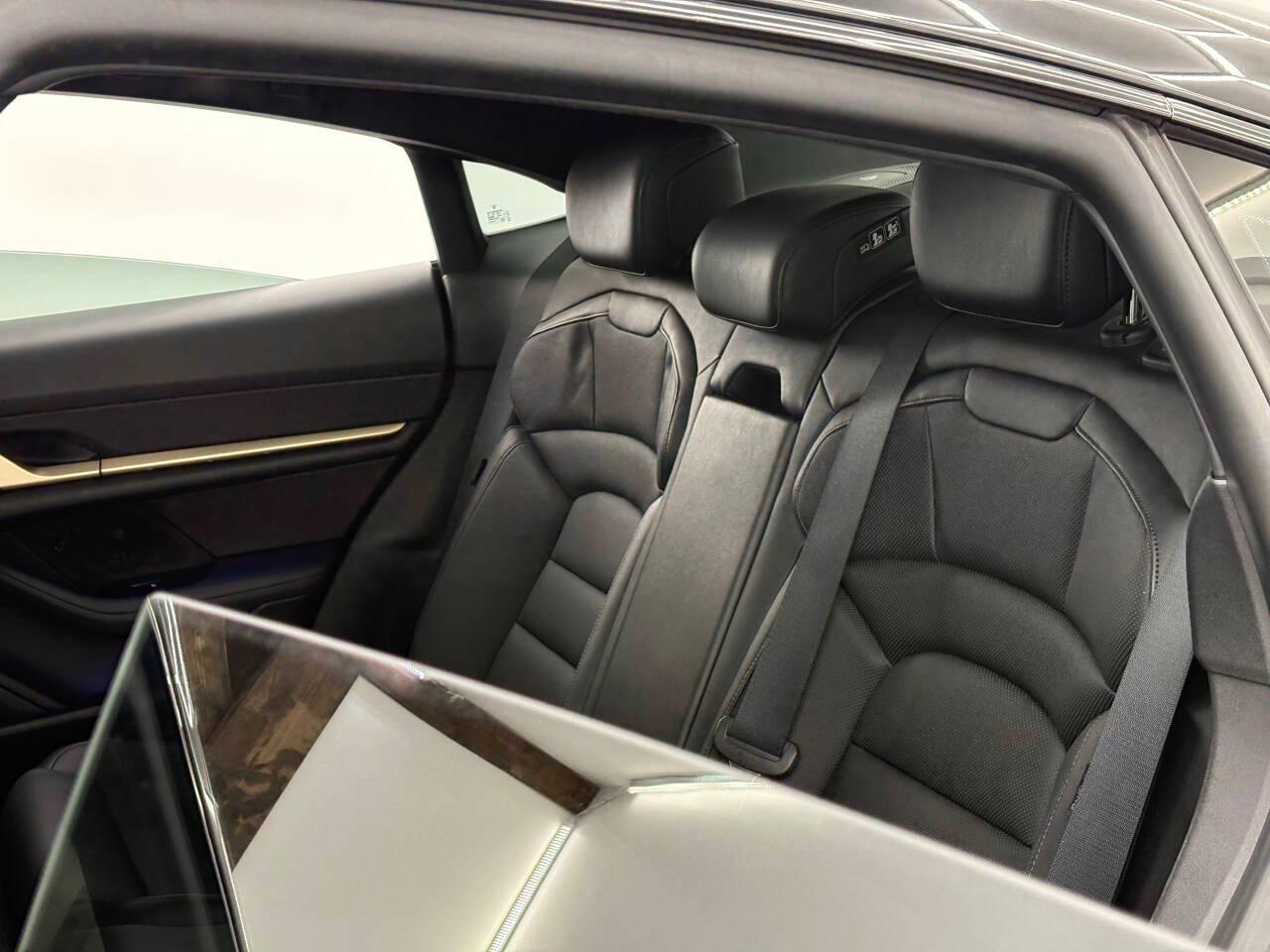 Porsche Taycan 4S 2021