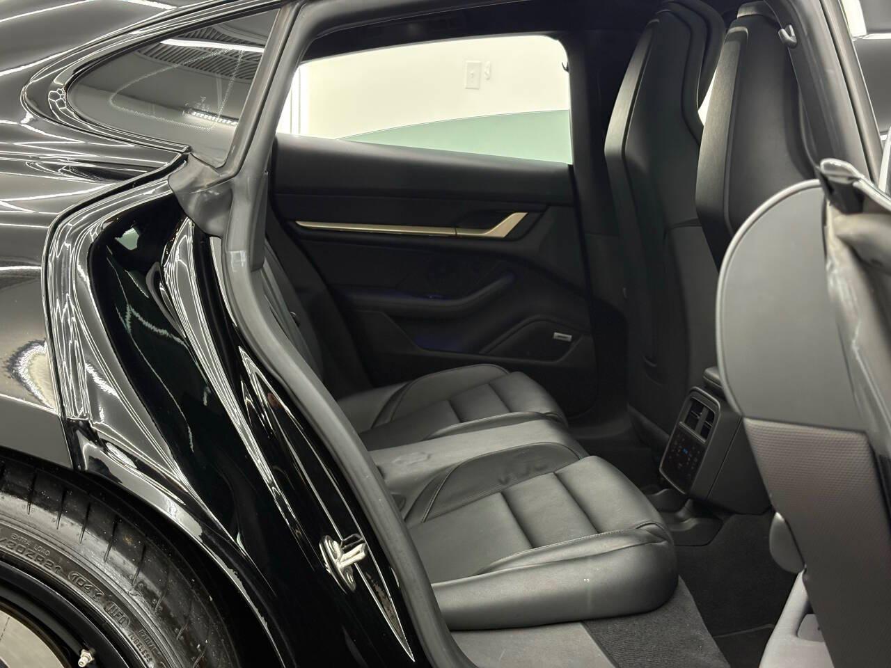 Porsche Taycan 4S 2021