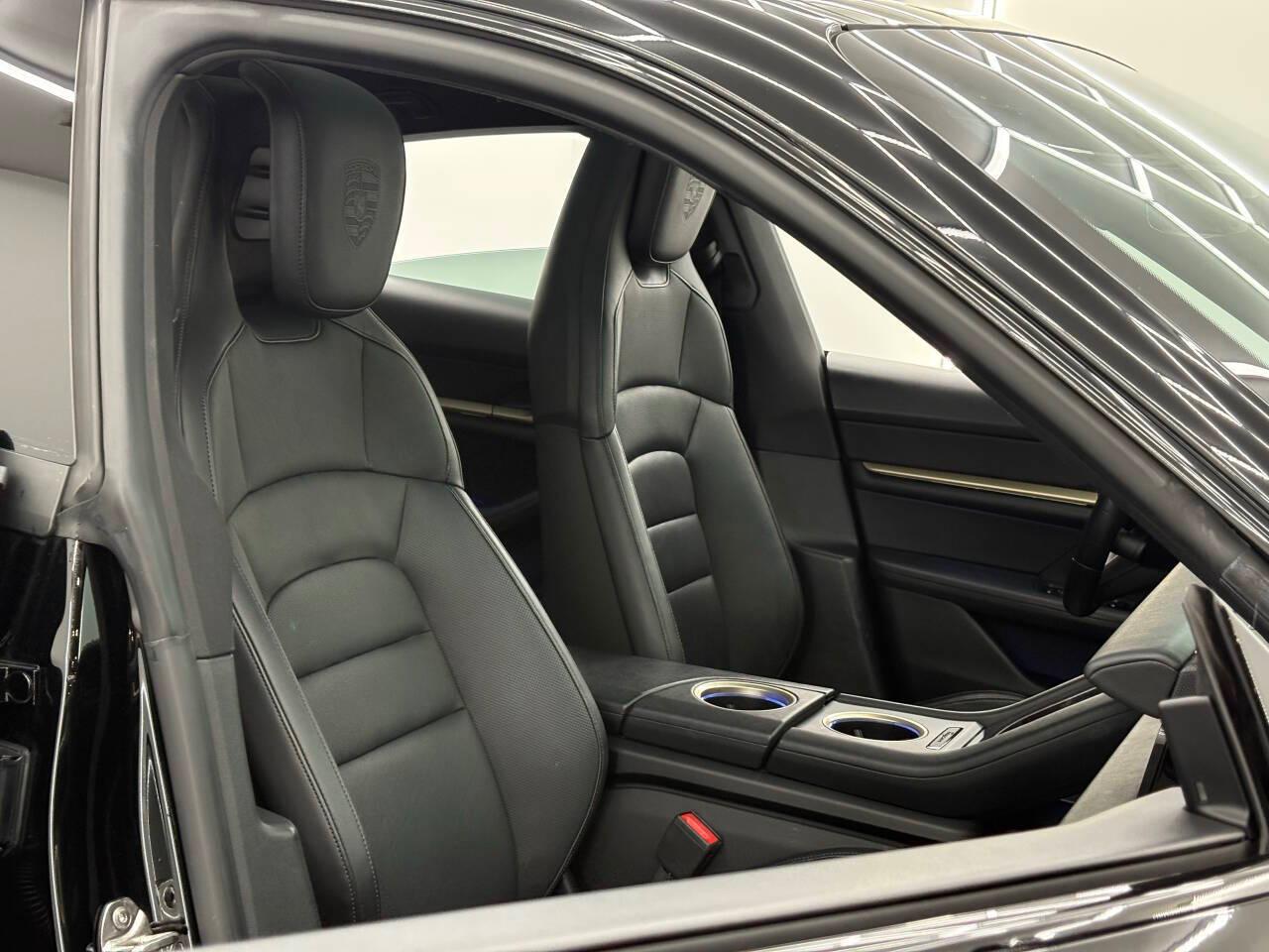 Porsche Taycan 4S 2021