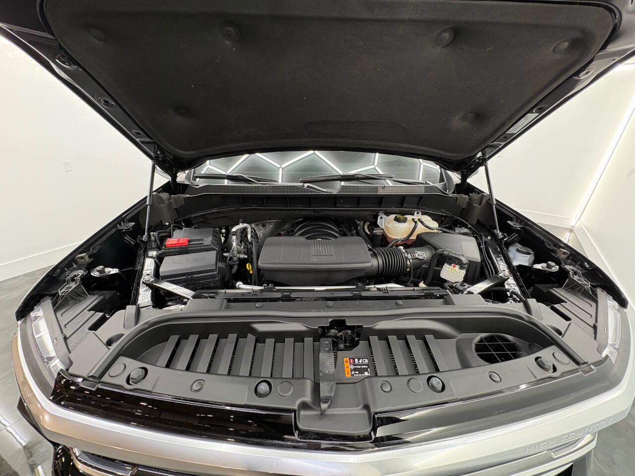 Chevrolet Silverado 1500 High Country Crew Cab 4WD 2025