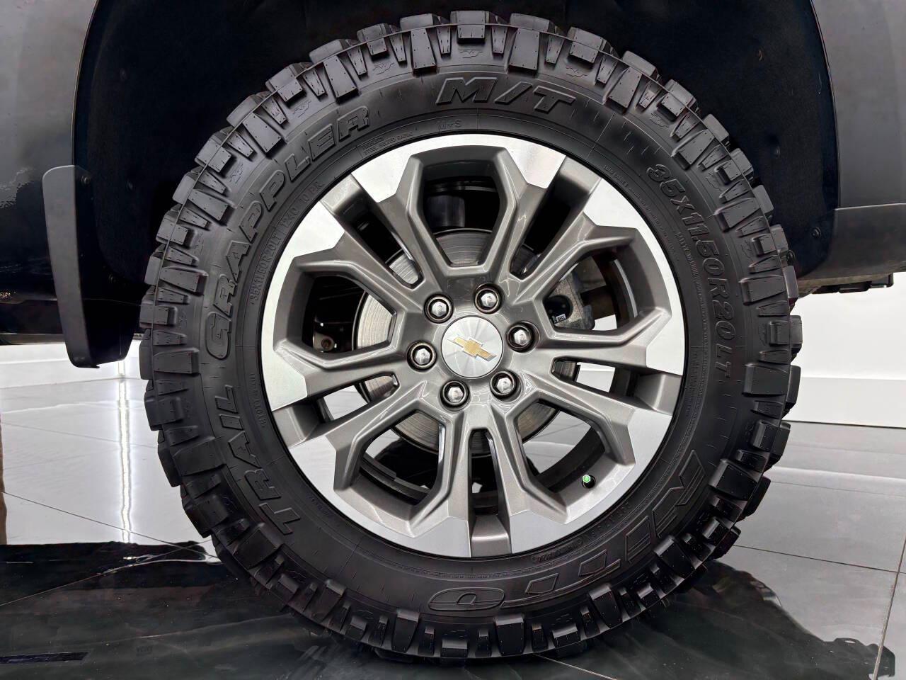 Chevrolet Silverado 1500 High Country Crew Cab 4WD 2025