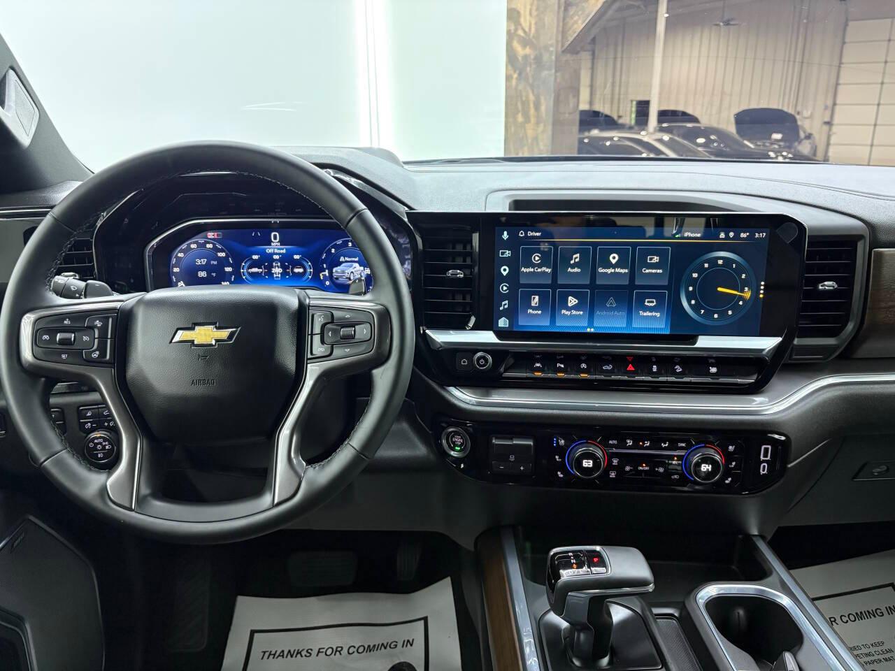 Chevrolet Silverado 1500 High Country Crew Cab 4WD 2025