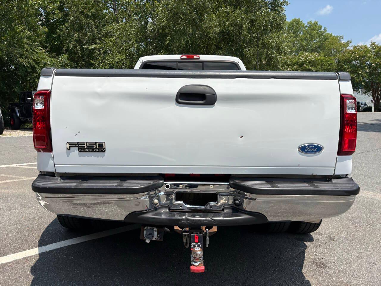 Ford F-350 SD XL Crew Cab Short Bed 4WD DRW 2001