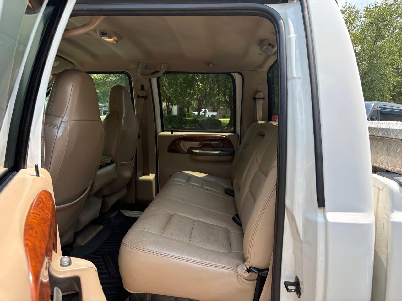 Ford F-350 SD XL Crew Cab Short Bed 4WD DRW 2001
