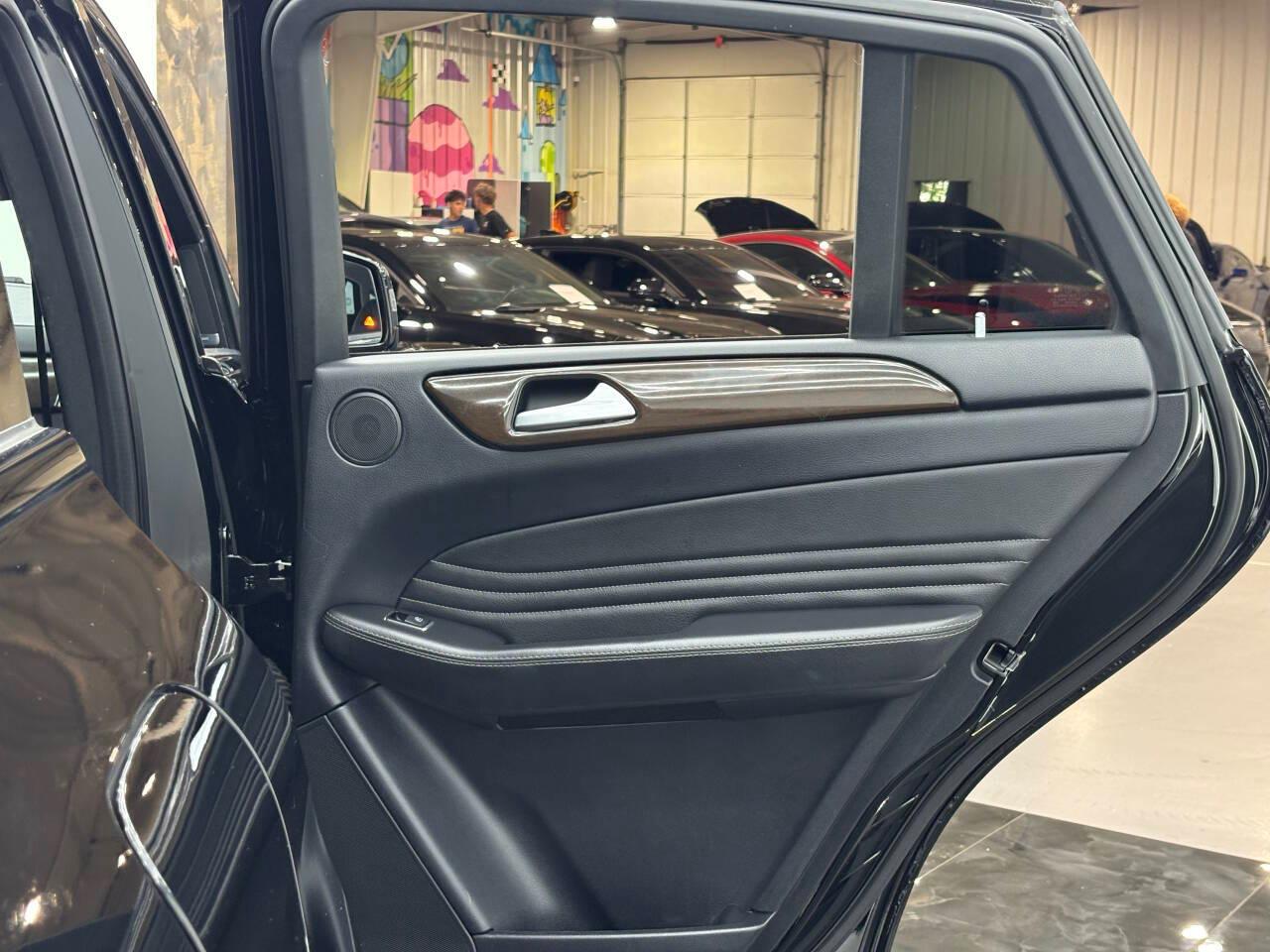 Mercedes-Benz GLE-Class GLE400 4MATIC 2016