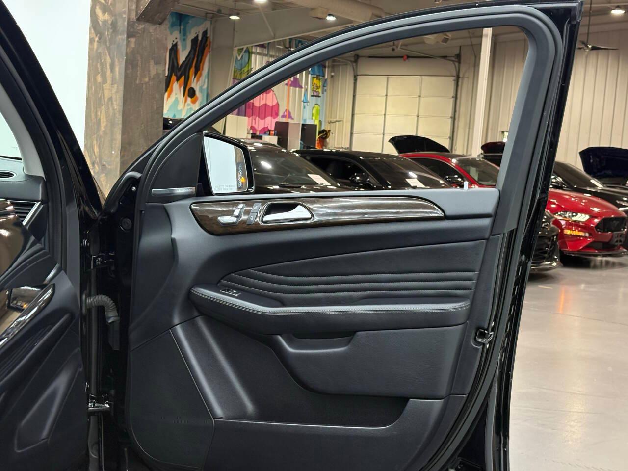 Mercedes-Benz GLE-Class GLE400 4MATIC 2016