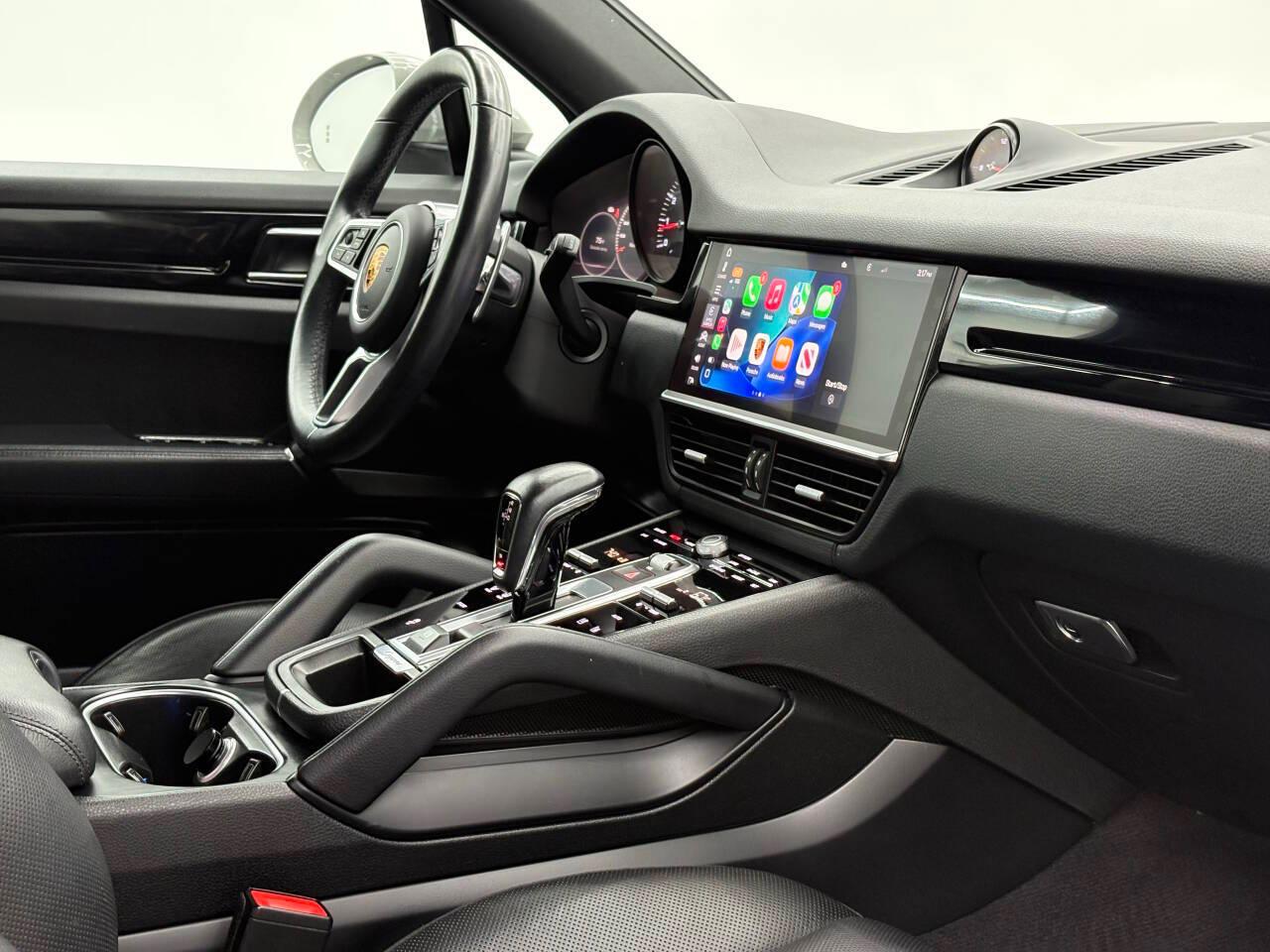 Porsche Cayenne Base 2020