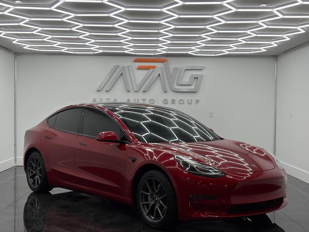 Tesla Model 3 Standard Range Plus 2021