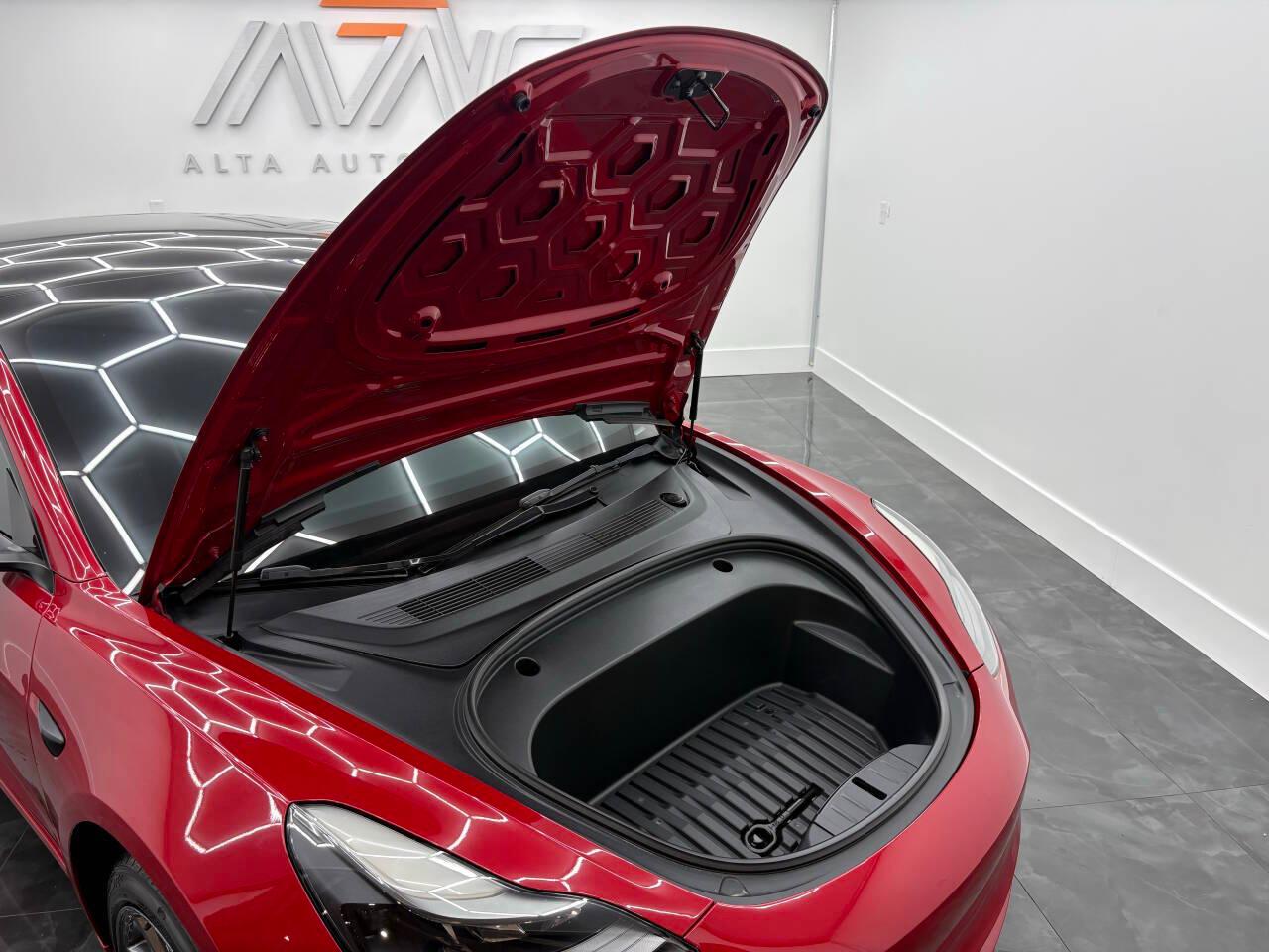 Tesla Model 3 Standard Range Plus 2021