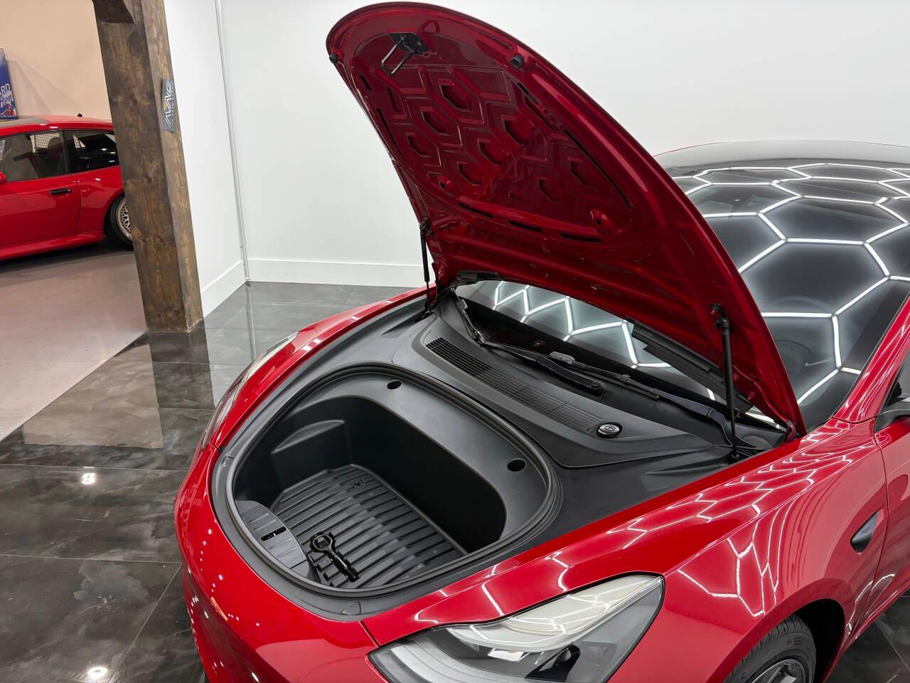 Tesla Model 3 Standard Range Plus 2021