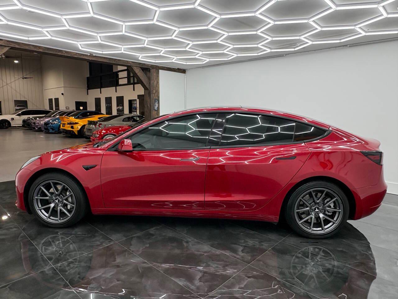 Tesla Model 3 Standard Range Plus 2021